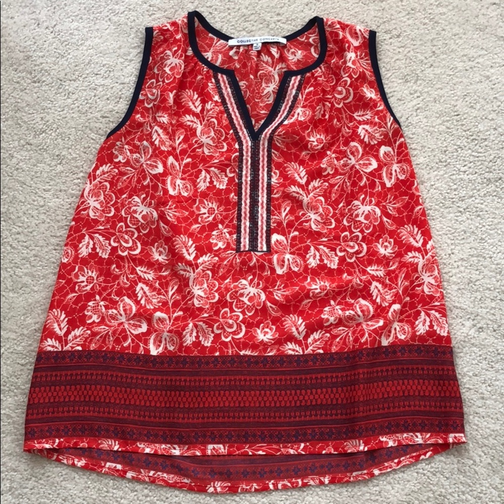 COLLECTIVE CONCEPTS- STITCH FIX- Red V-NeckTop
